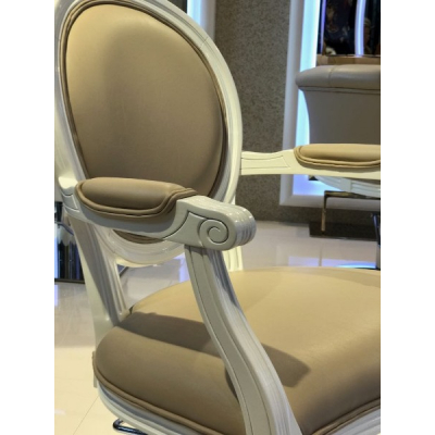 Кресло парикмахерское "VICTORIA"